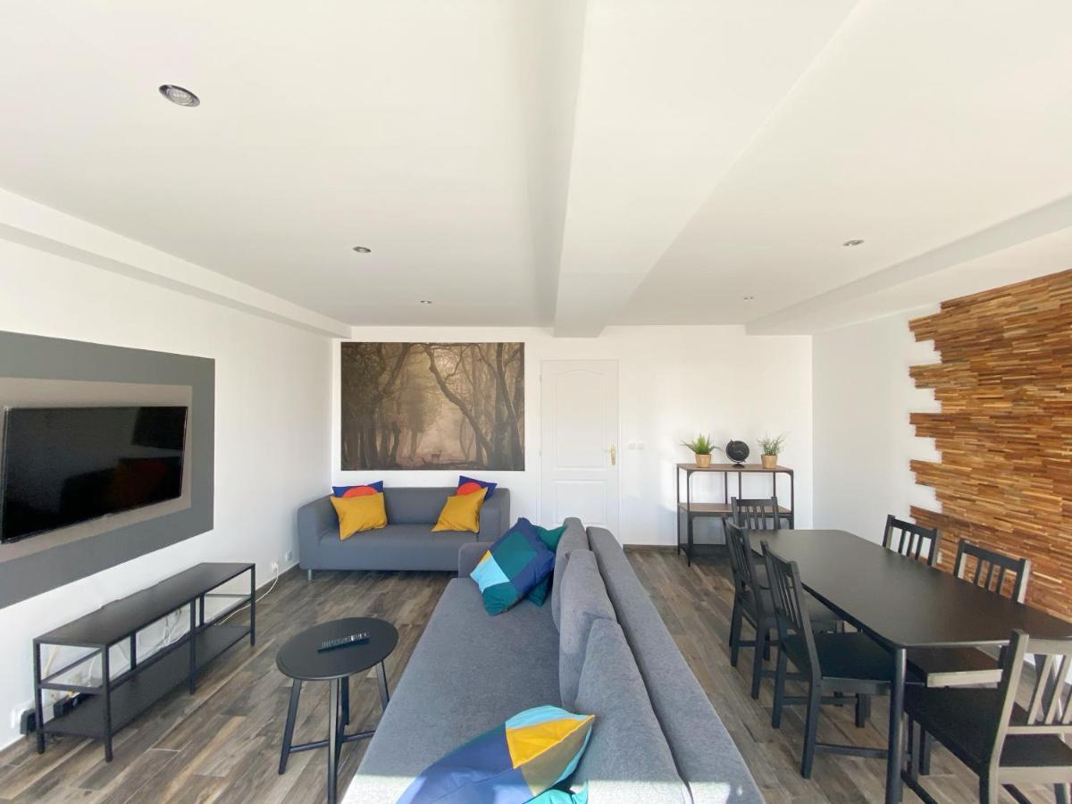 22 Chic & Cosy Grand Appart 92M2 Parking Gratuit Hypercentre Netflix Saint-Etienne  Exterior foto