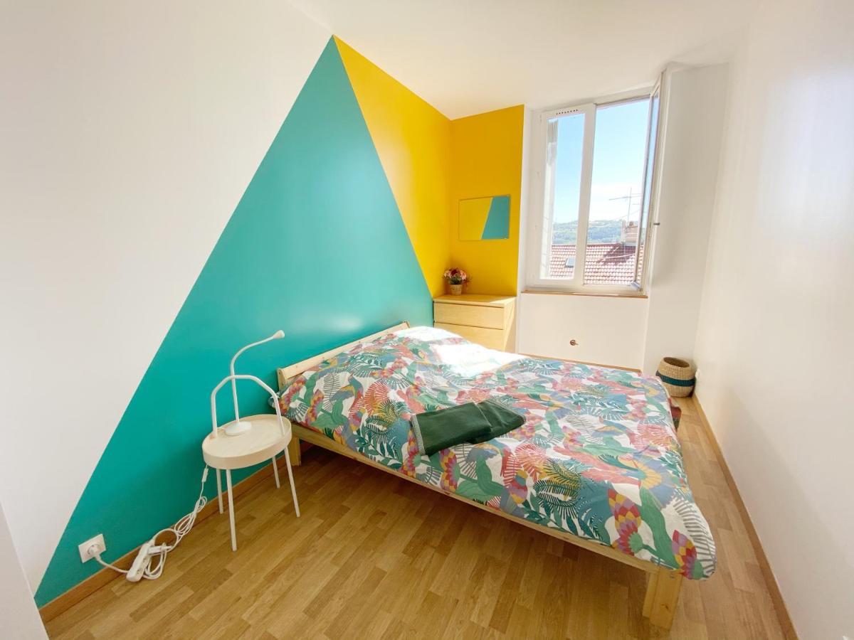 22 Chic & Cosy Grand Appart 92M2 Parking Gratuit Hypercentre Netflix Saint-Etienne  Exterior foto