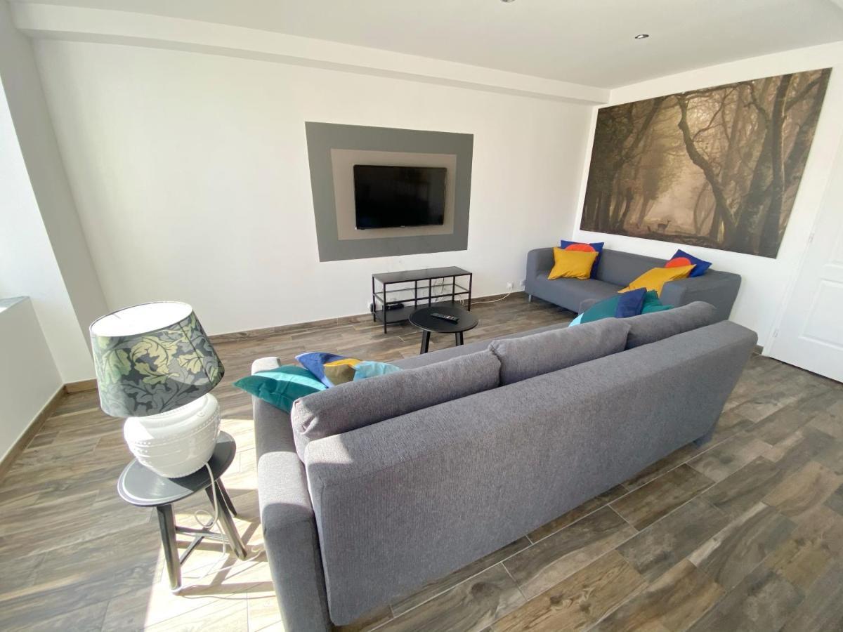 22 Chic & Cosy Grand Appart 92M2 Parking Gratuit Hypercentre Netflix Saint-Etienne  Exterior foto